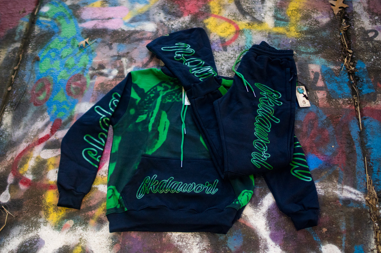 TRIBUTE - Green Edition